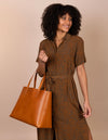 Sam Shopper - Cognac Classic Leather - Female product image held on the elbow