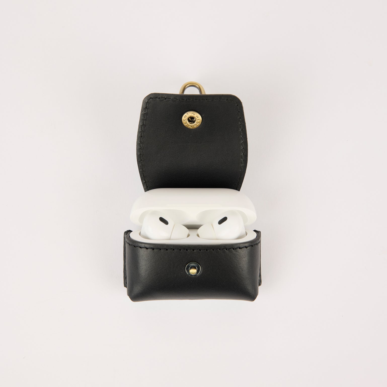 Airpod-Case-Black_Features.jpg