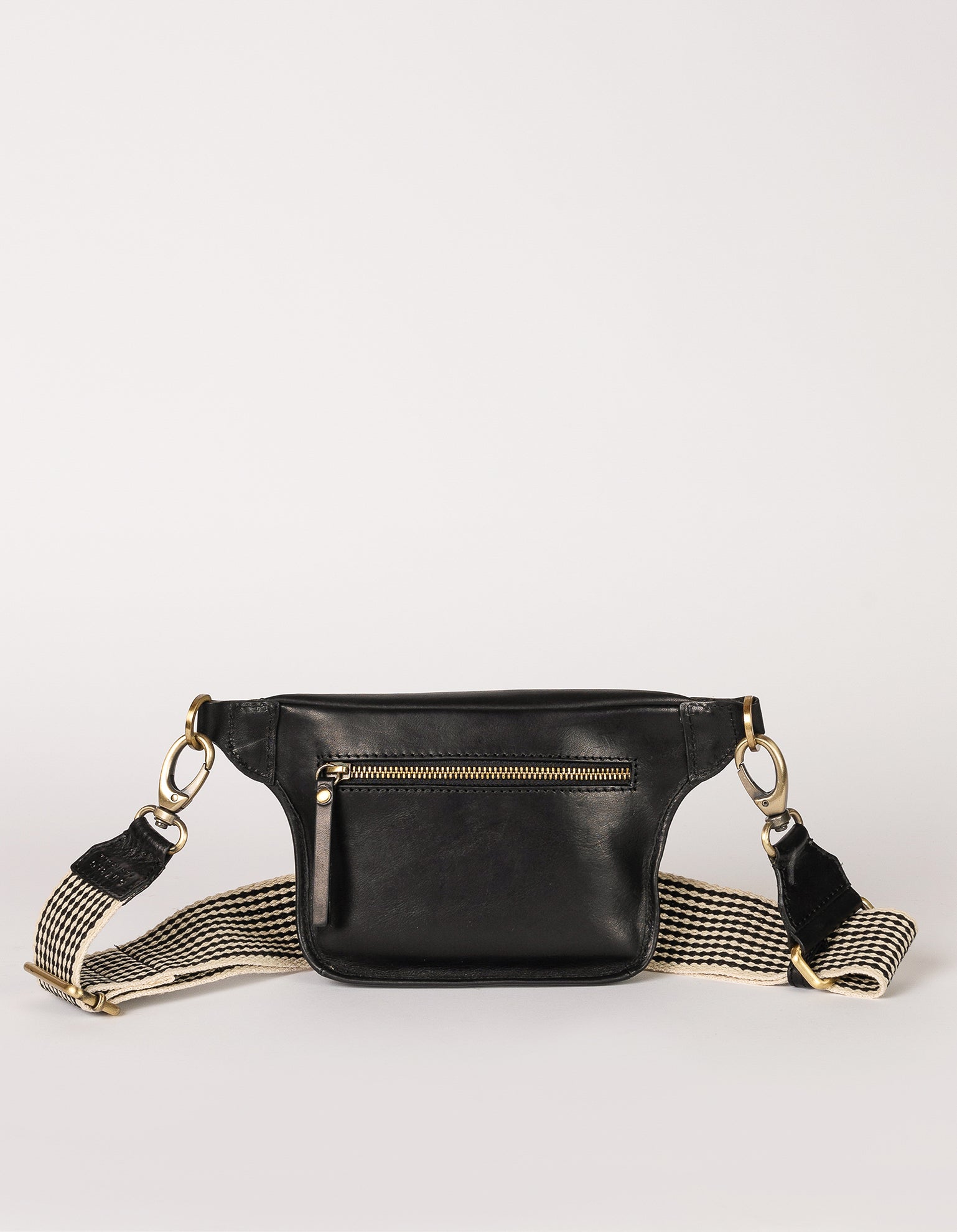 Pre-Loved Beck's Bum Bag - Black Stromboli Leather