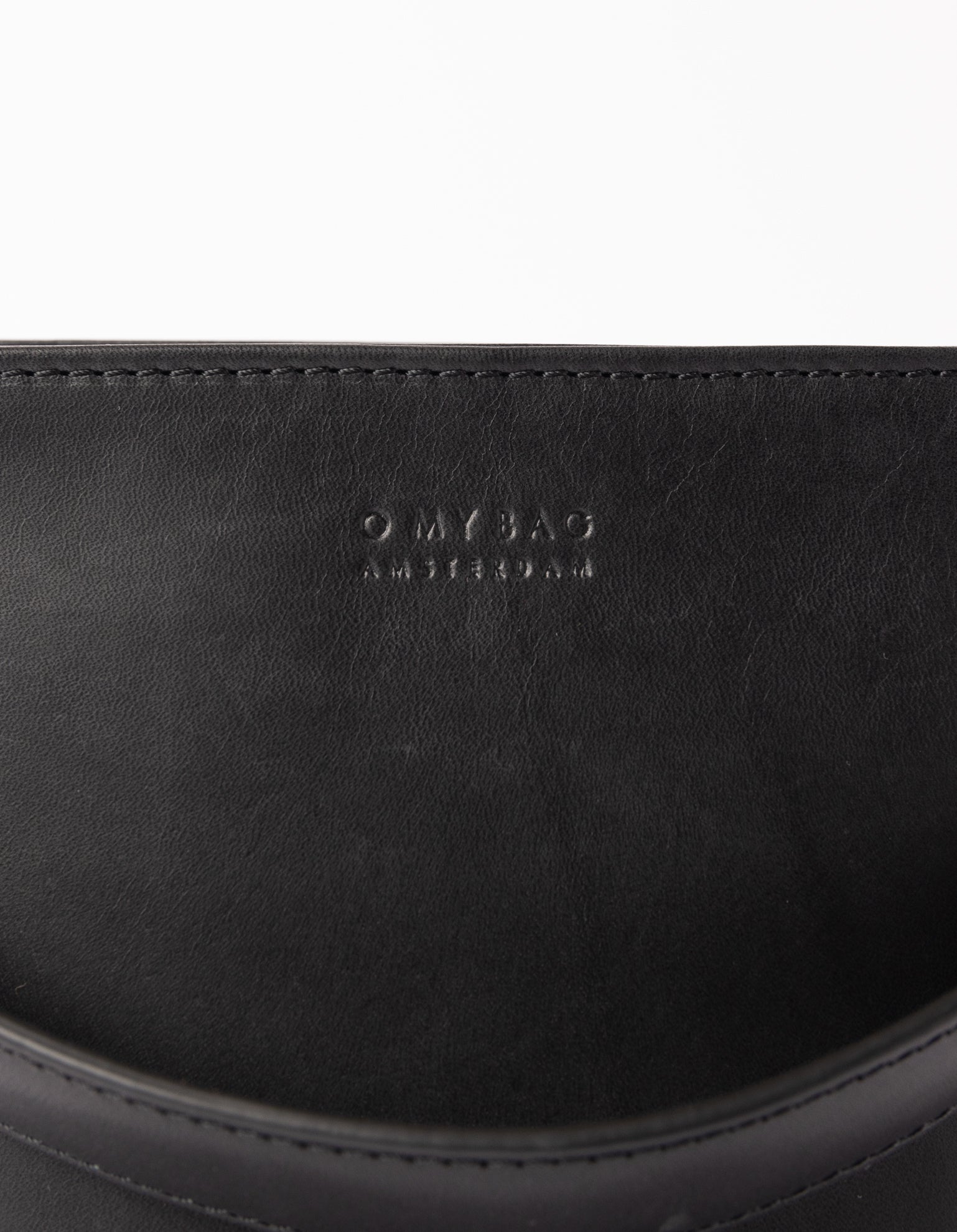 Bobbi Bucket Bag Maxi - Black Classic Leather