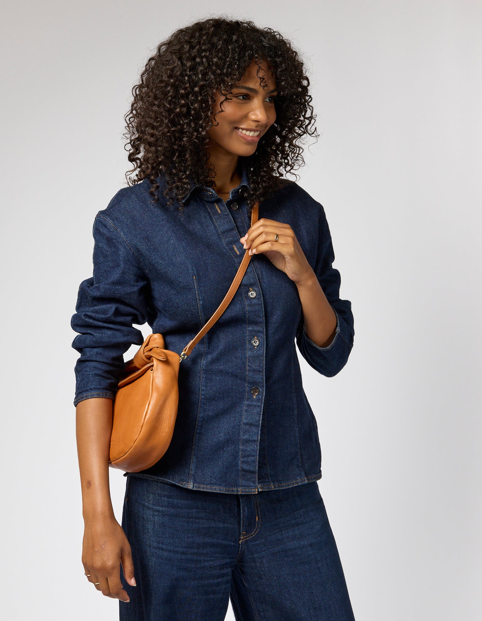 Coco Croissant - Wild Oak Soft Grain Leather