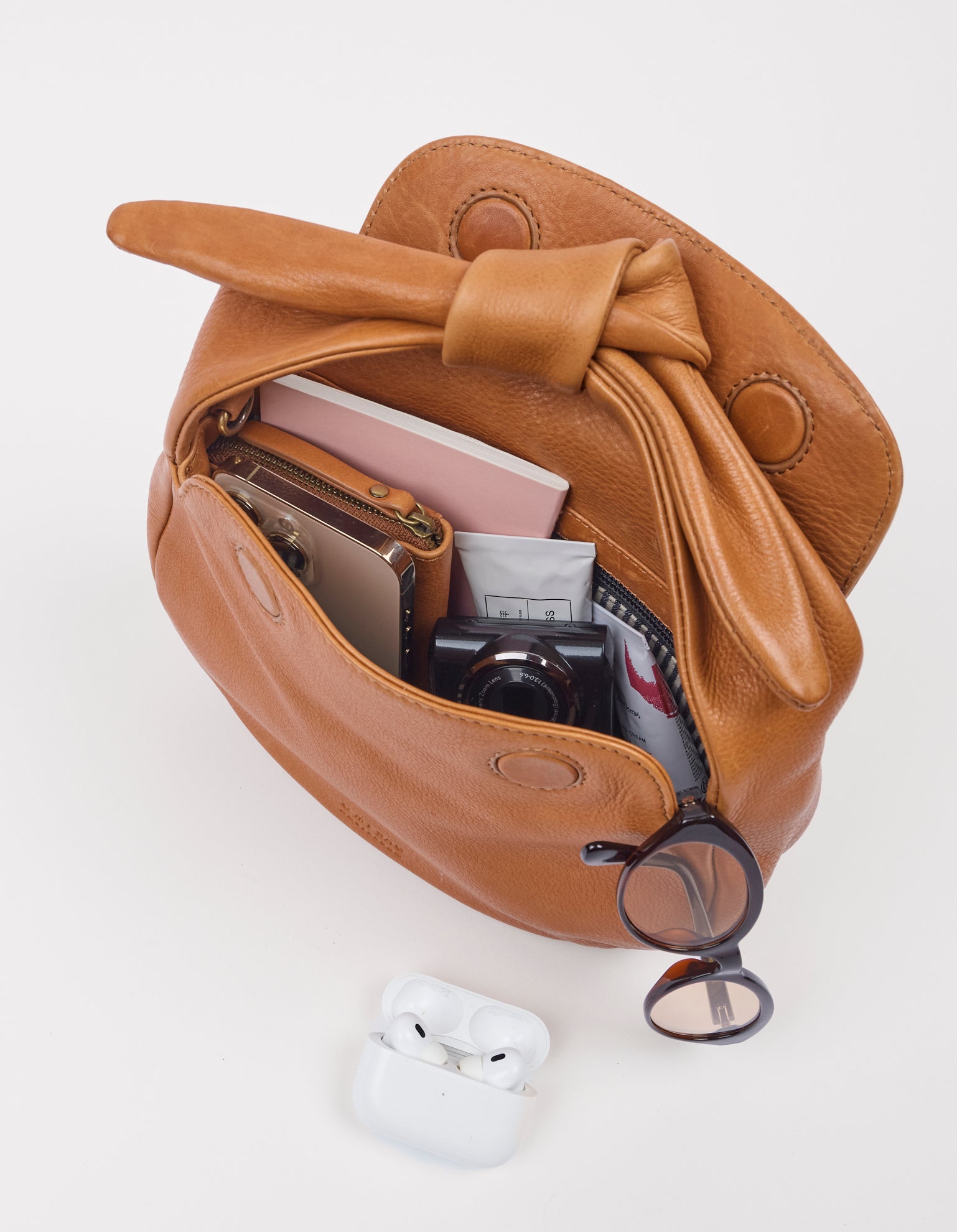 Coco Croissant - Wild Oak Soft Grain Leather