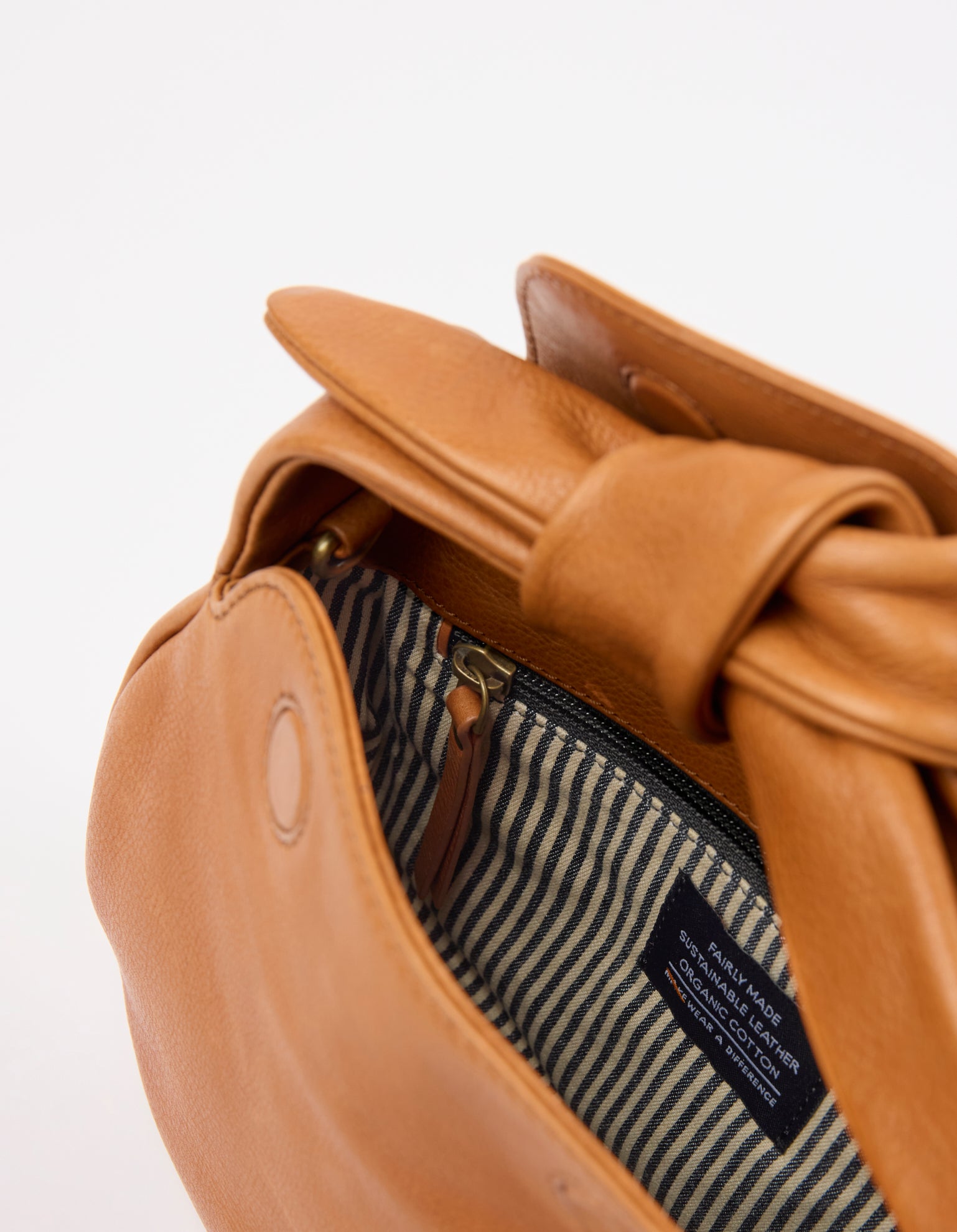 Coco Croissant - Wild Oak Soft Grain Leather