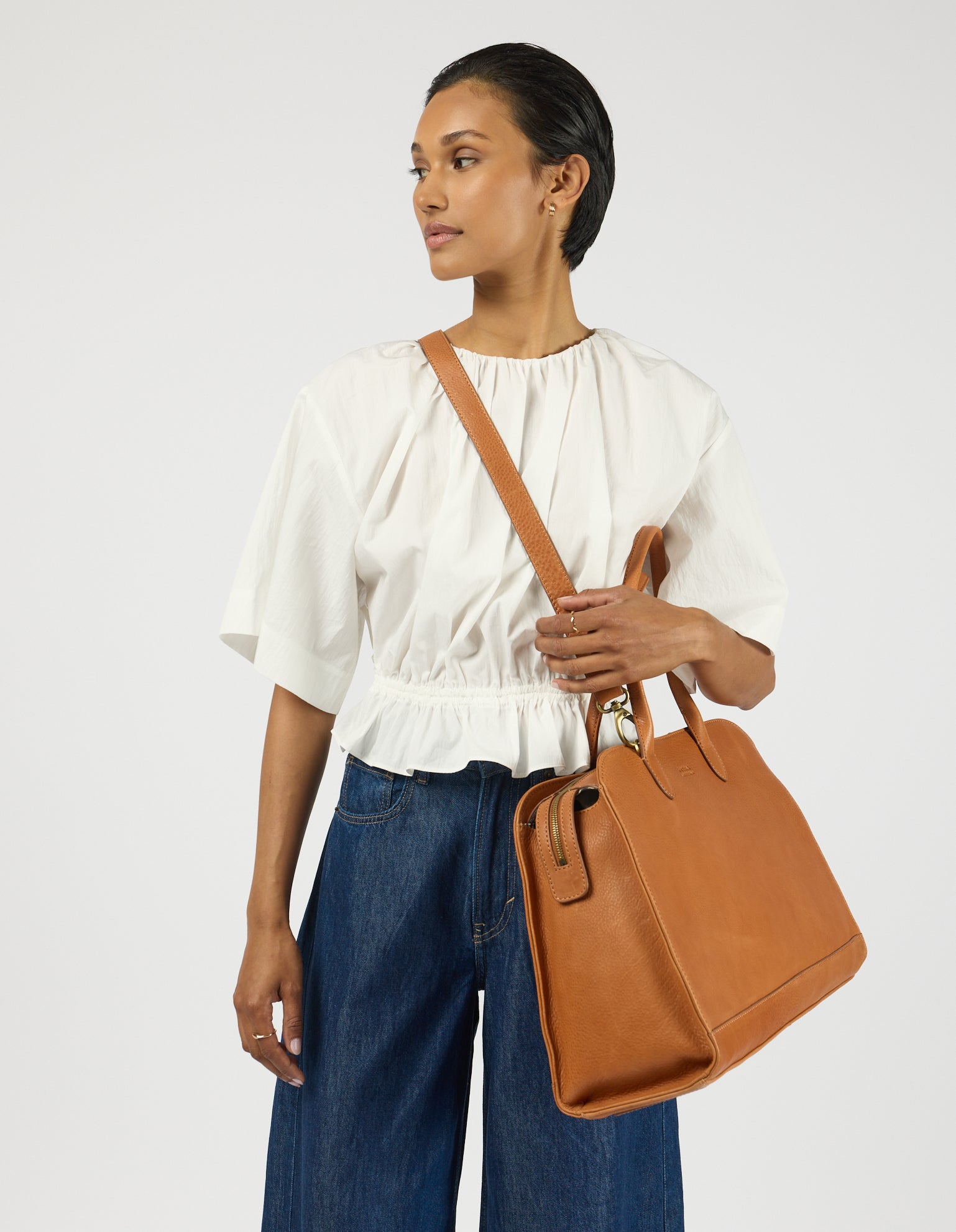 Alma 15/16" - Wild Oak Soft Grain Leather