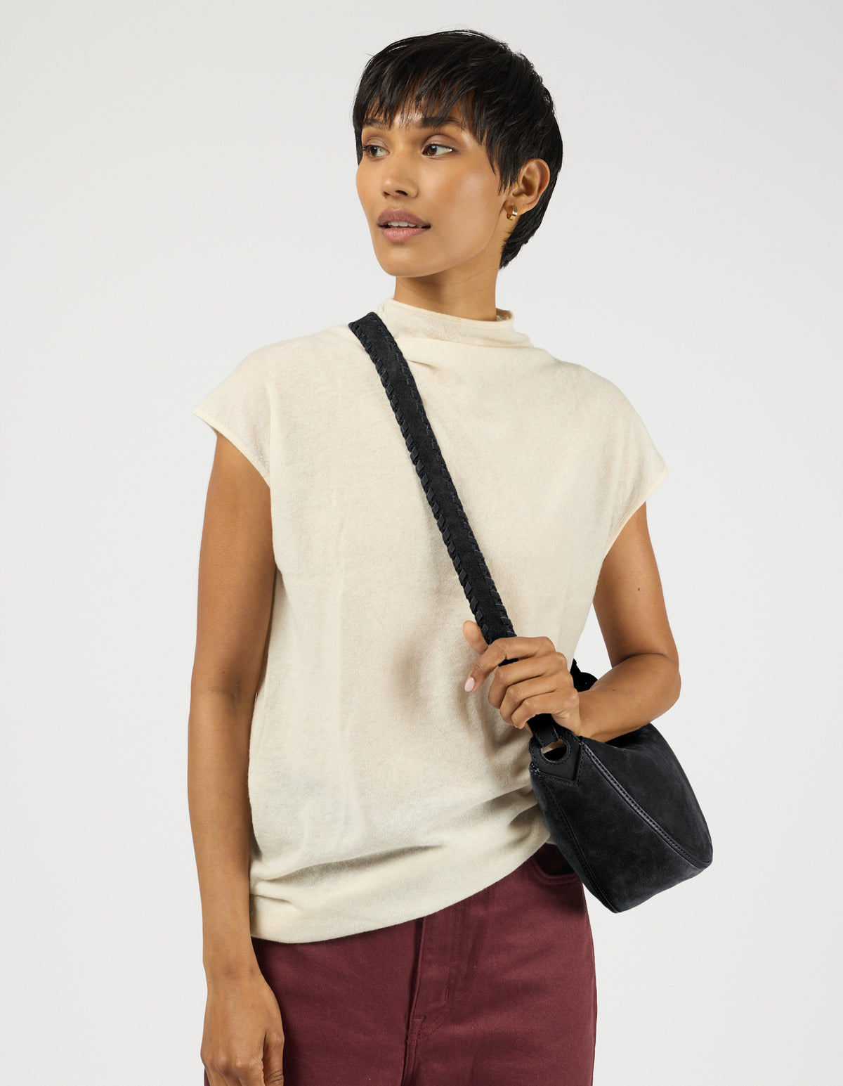 Leo Midi Crossbody Strap - Black Suède