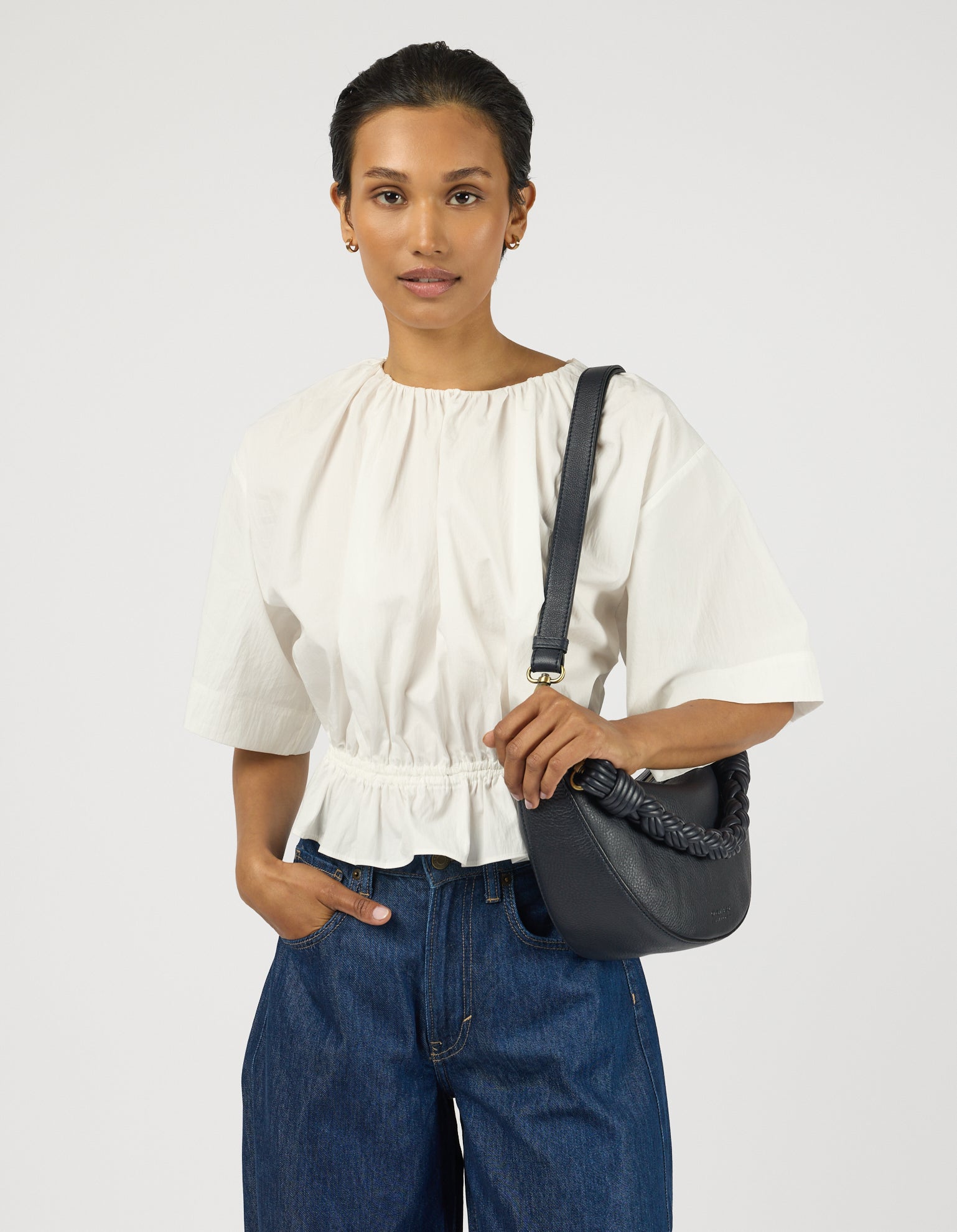Leo Midi Twisted Handle - Universe Blue Soft Grain Leather