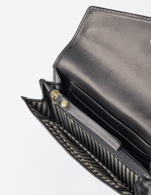 Black classic leather purse - inside product image