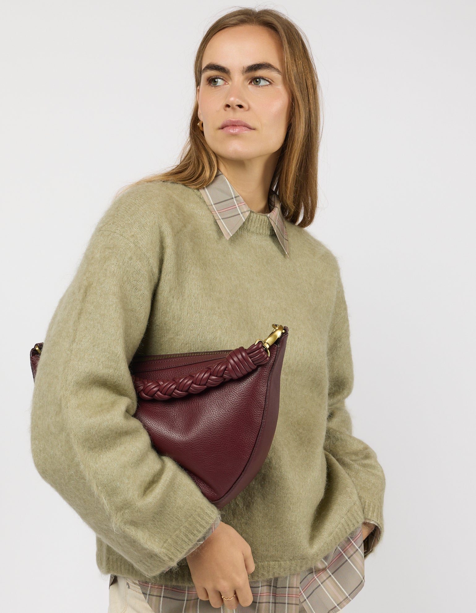 Leo Maxi Twisted Handle - Dark Cherry Soft Grain Leather