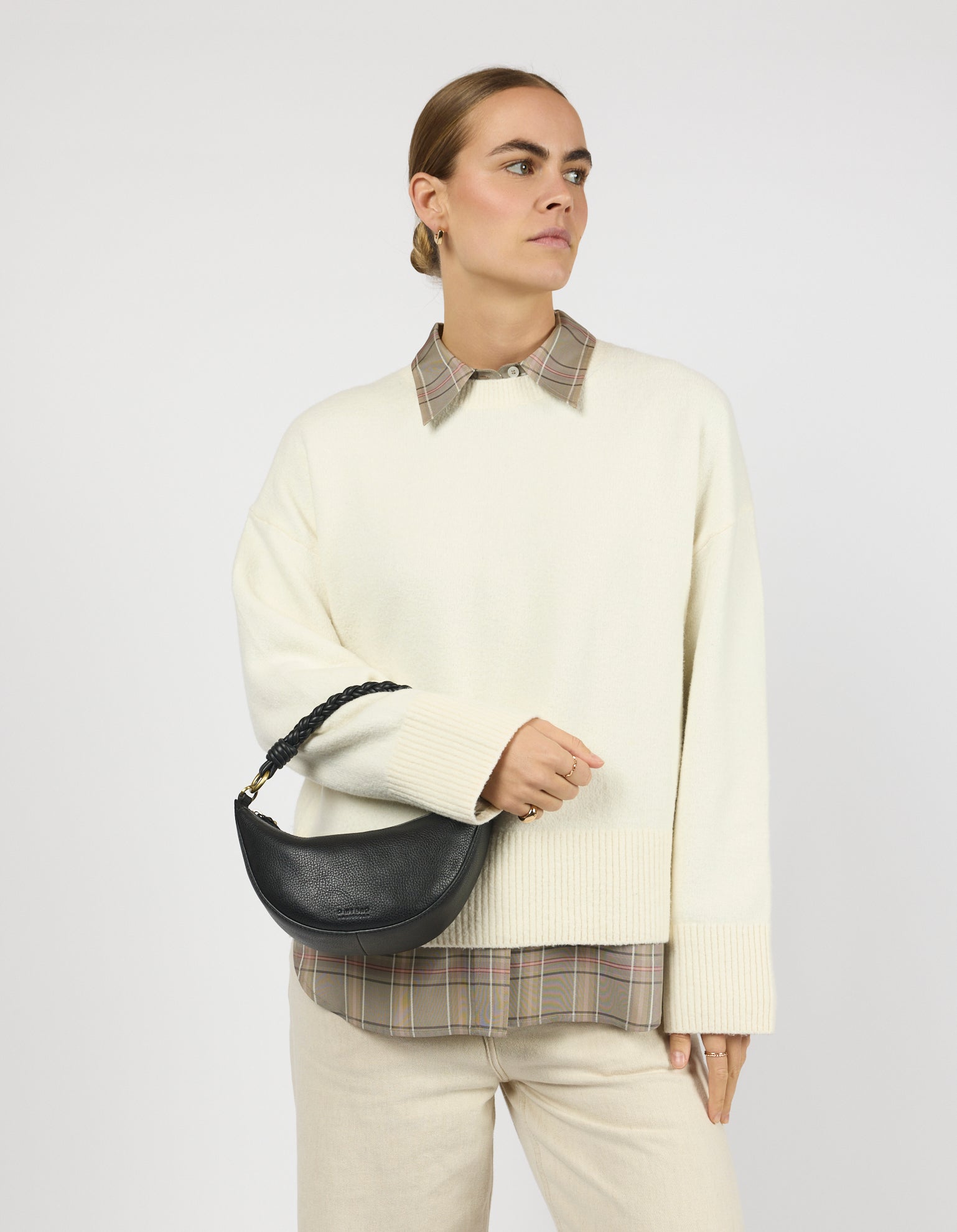 Leo Mini Twisted Handle - Black Soft Grain Leather