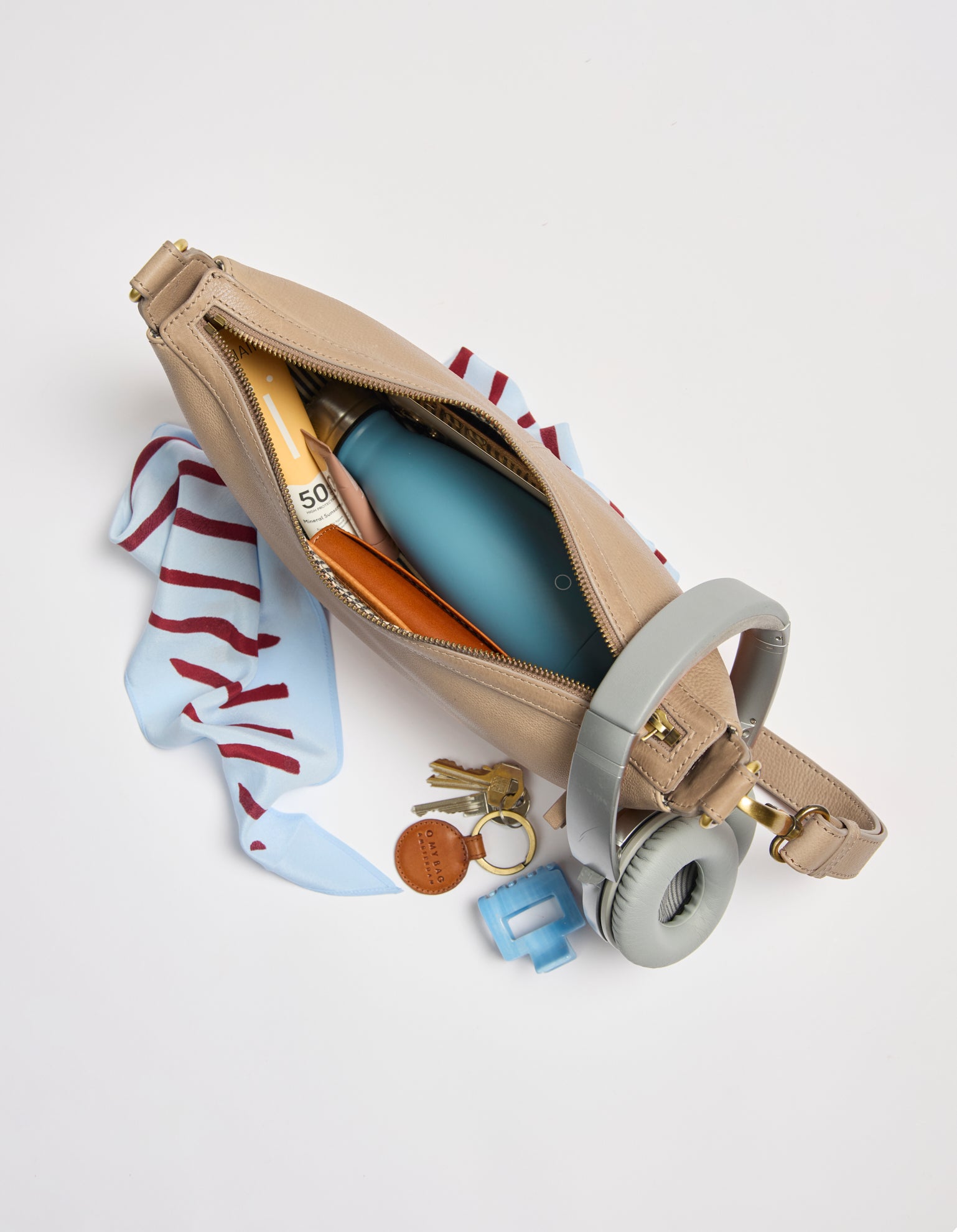 Leo Twisted Handle - Sand Soft Grain Leather