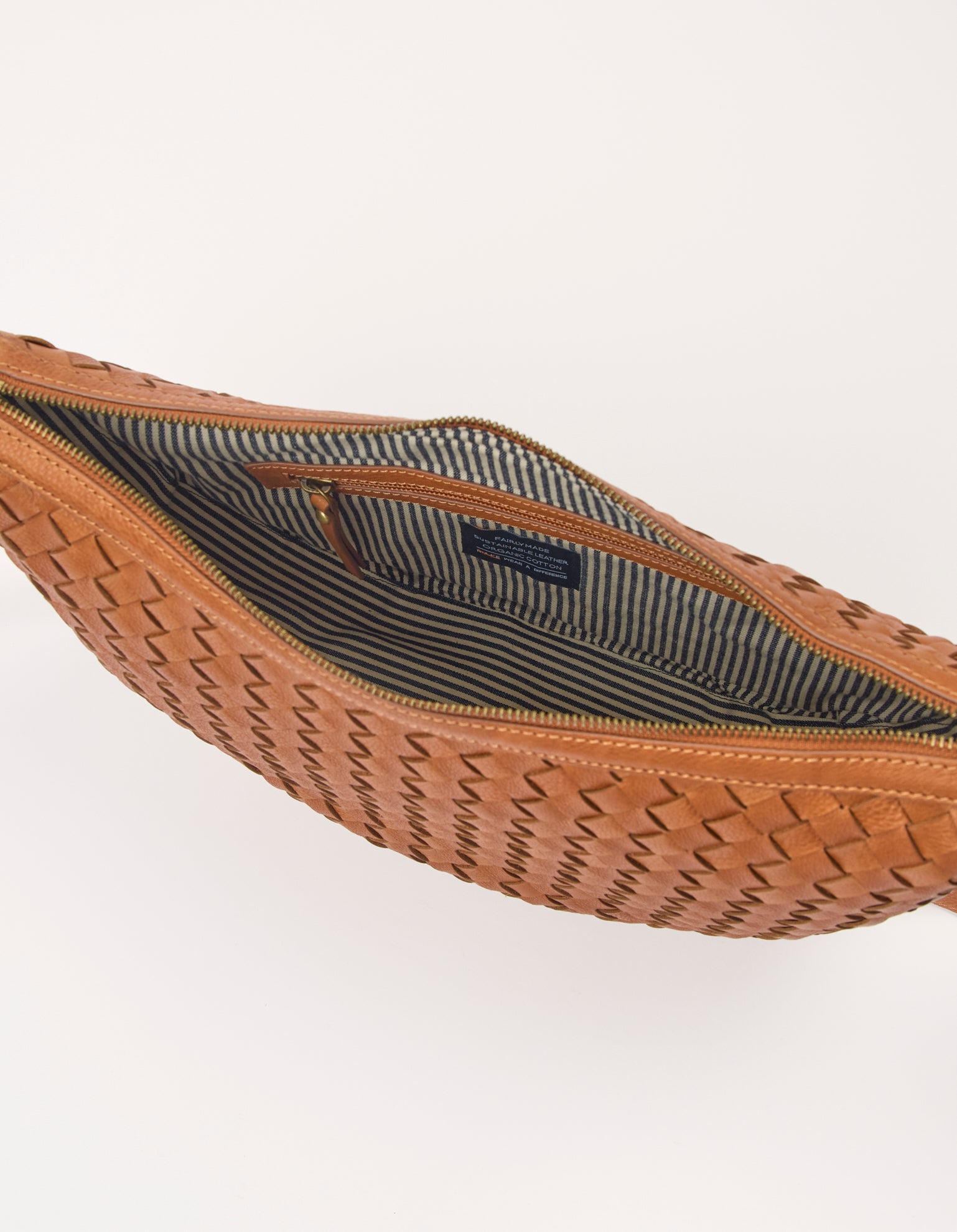 Leo - Wild Oak Woven Soft Grain Leather