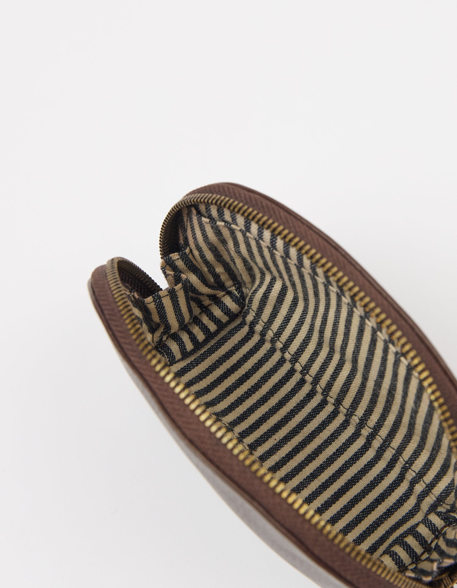 Make-up-Tasche Klein – Schokobraunes Soft Grain Leder