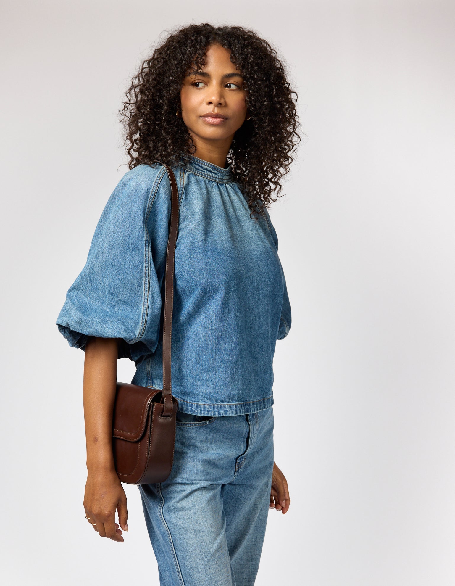 Nina - Chocolate Classic Leather