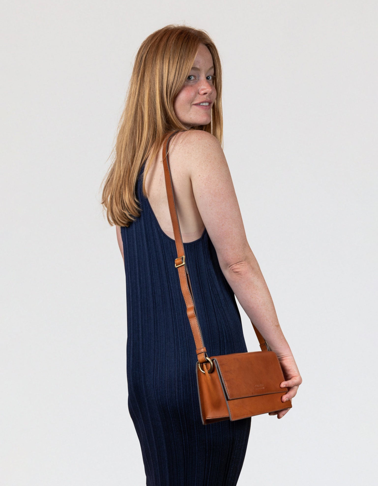 Stella - Cognac Classic Leather