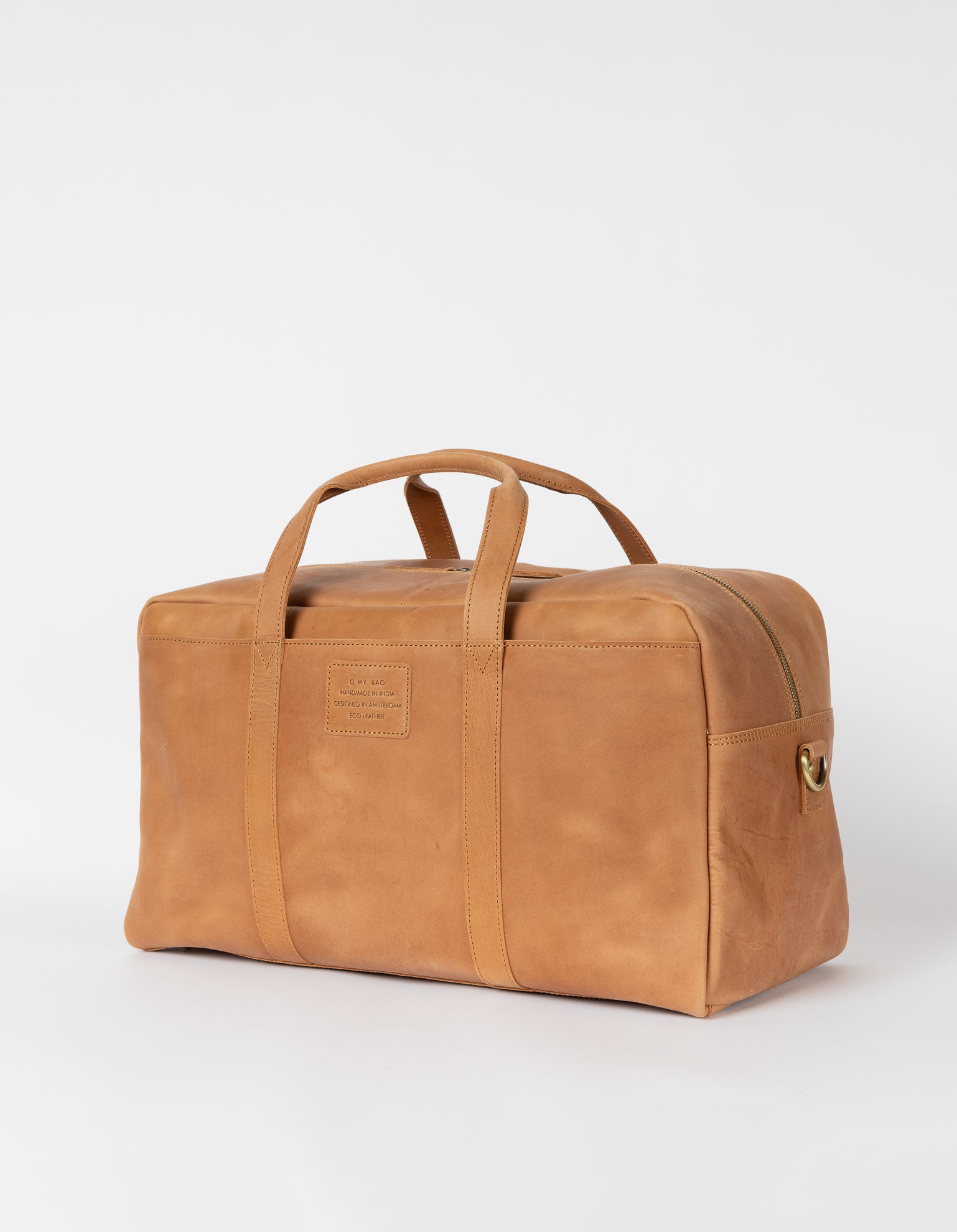 Otis Weekender Camel Hunter Leather. Large travel bag for men. Side product image.