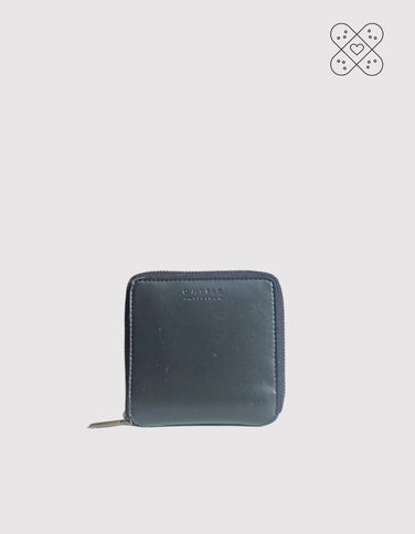 Perfectly Imperfect Sonny Square Wallet - Black Vegan Uppeal™