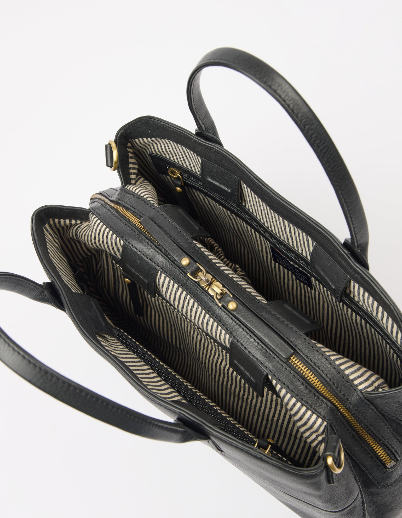 Rita - Black Soft Grain