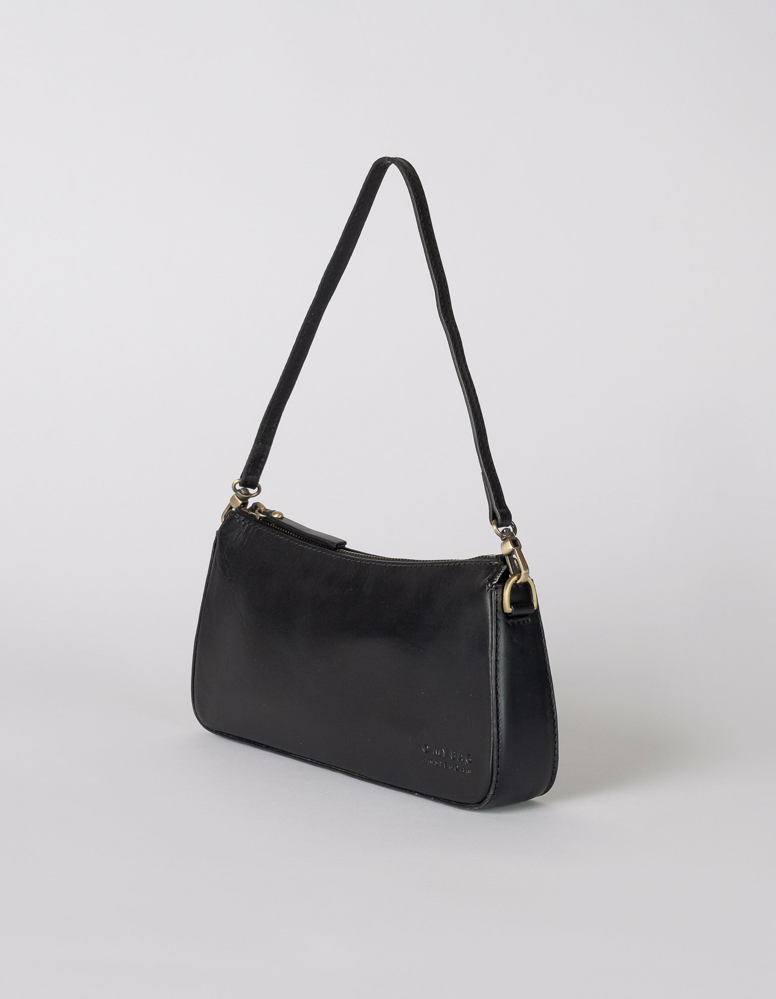 Perfectly Imperfect Taylor - Black Classic Leather