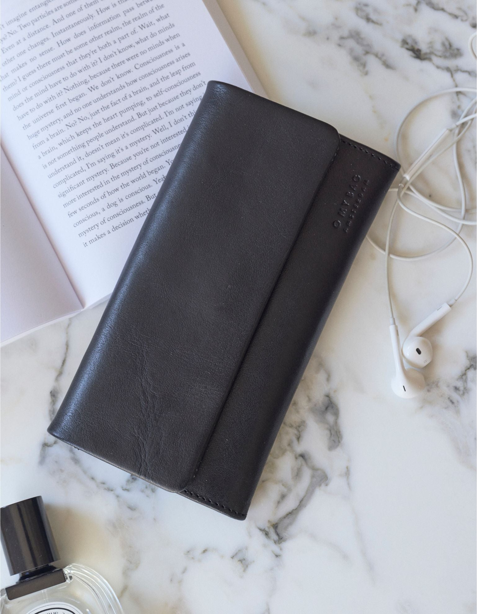 Pau's Pouch - Black Stromboli Leather