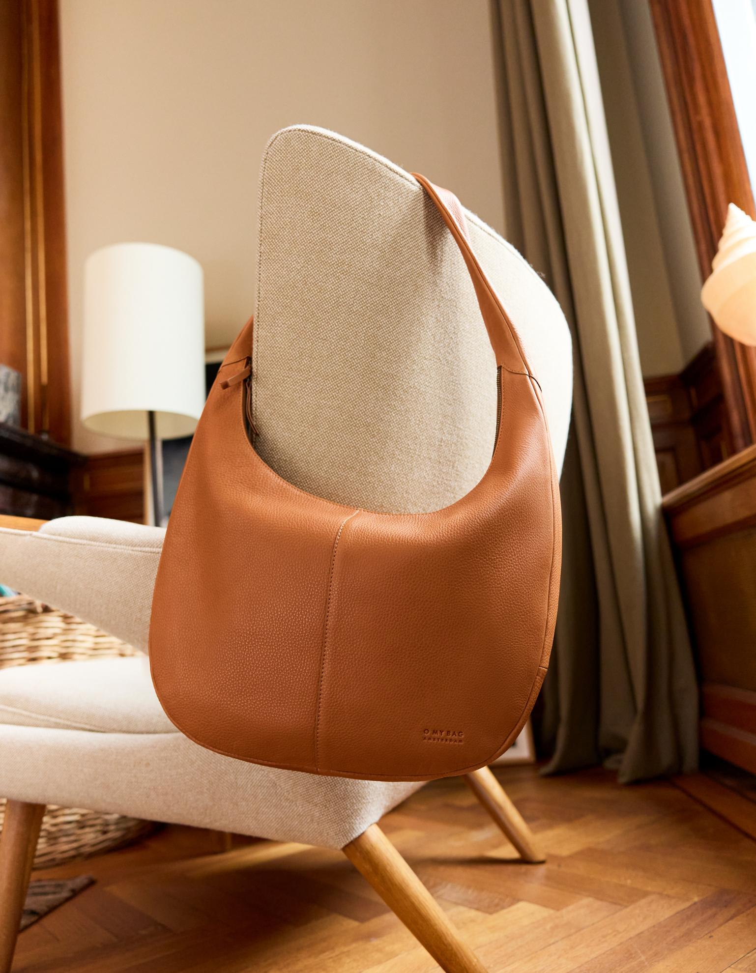 Coco Grand - Wild Oak Soft Grain Leather