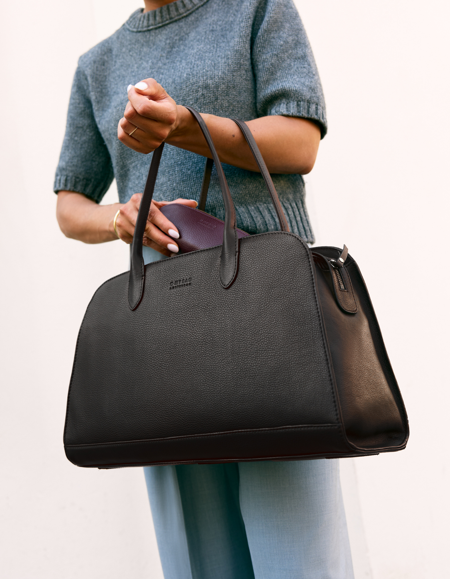 Alma 15/16" - Black Soft Grain Leather