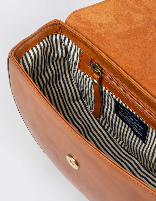 Ava saddle bag, inside product image - cognac classic leather.