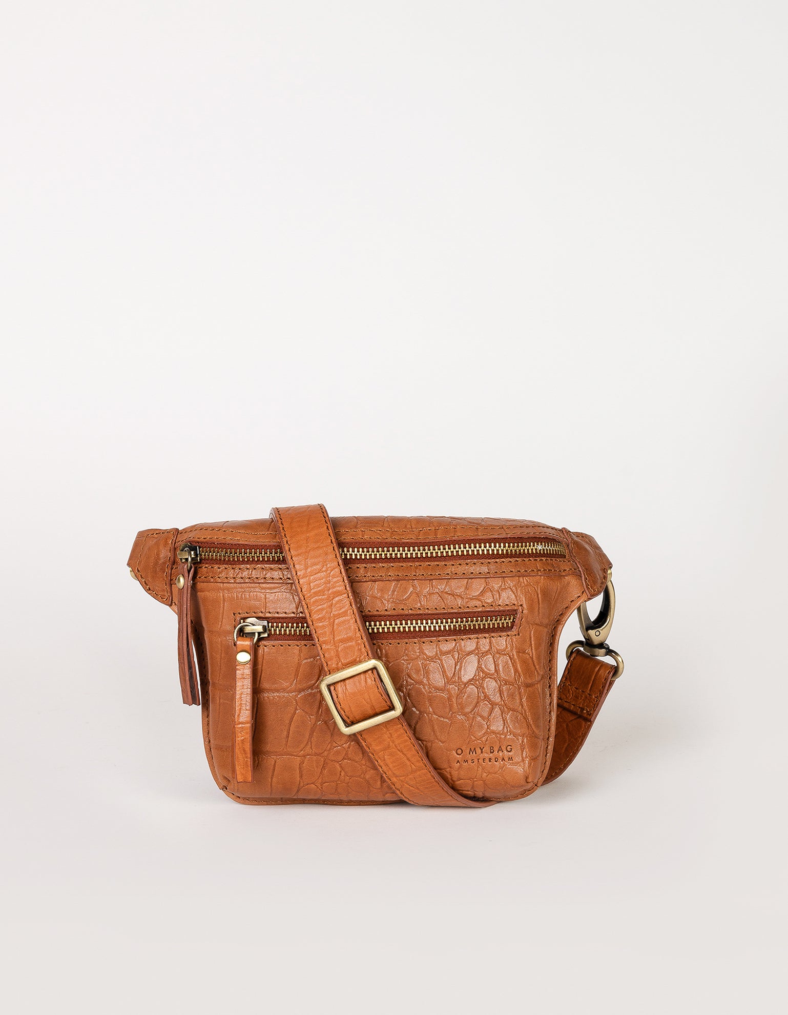 Wild Oak Croco Leather womens fanny pack. Square shape with an adjustable strap. Front product image