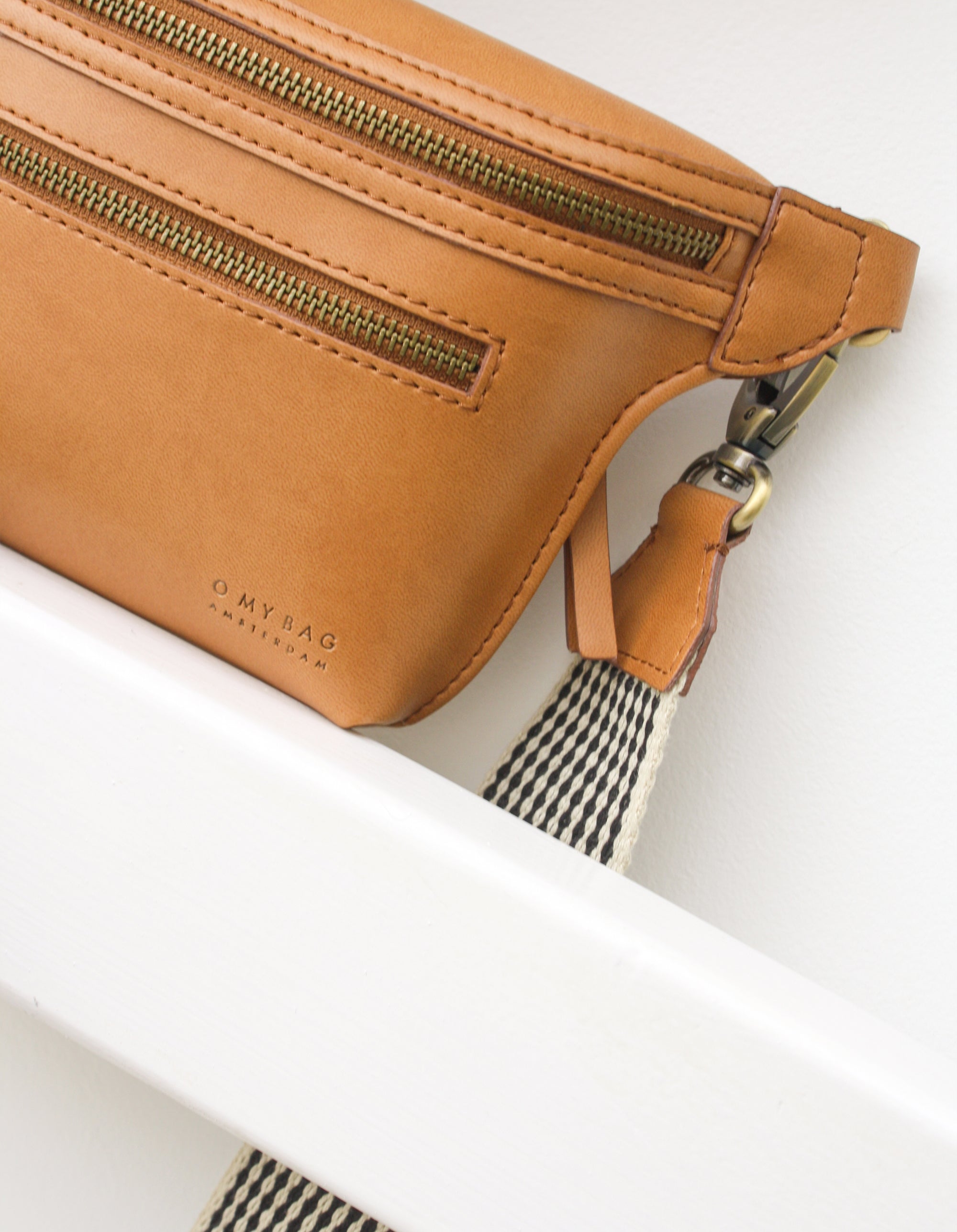 Beck s Bum Bag Cognac Apple Leather