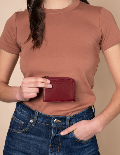 Coin Purse - ruby classic leather model shot