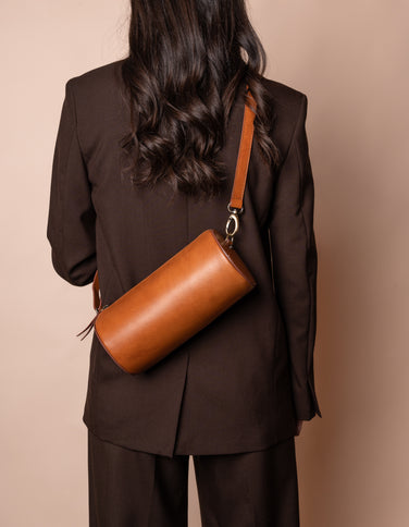 Izzy - Cognac Classic Leather