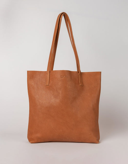 Georgia tote bag in wild oak soft grain leather. Front product image.