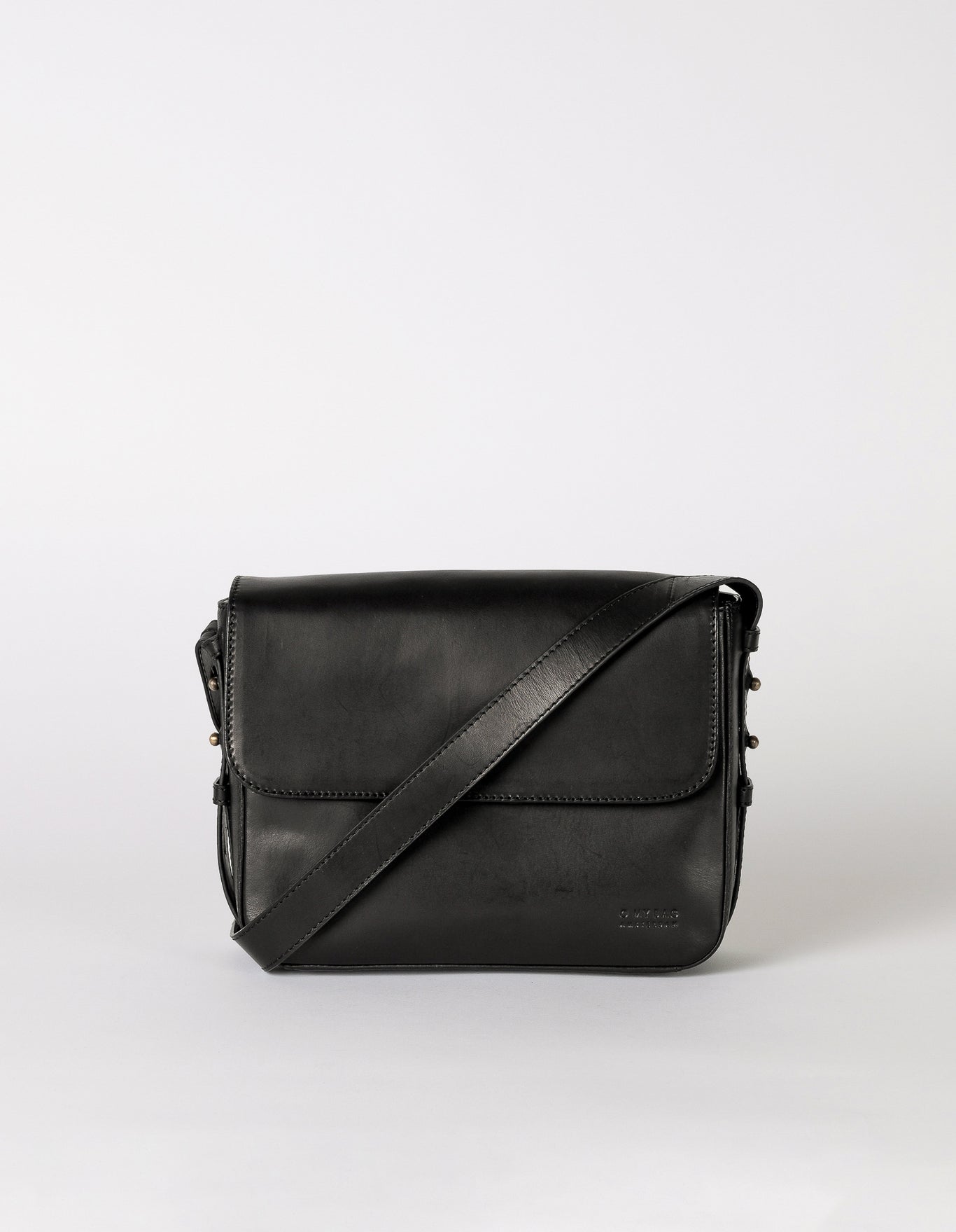 Gina - Black Classic Leather