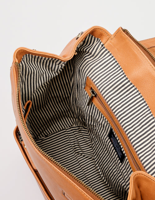 Jean Backpack in Wild Oak Soft Grain. Leather - Inside product image