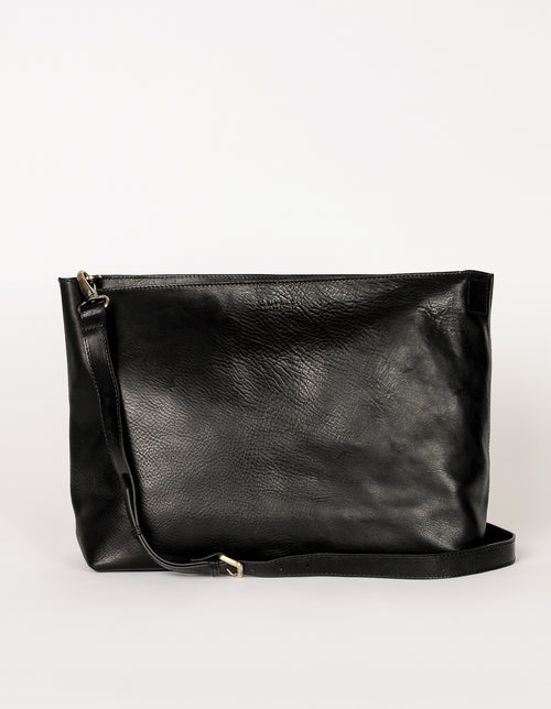 Olivia - Black Stromboli Leather bag -front product image