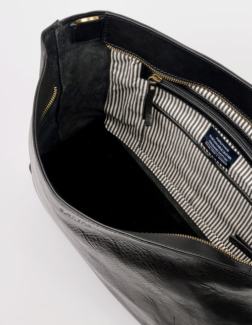 Olivia - Black Stromboli Leather bag - inside product image
