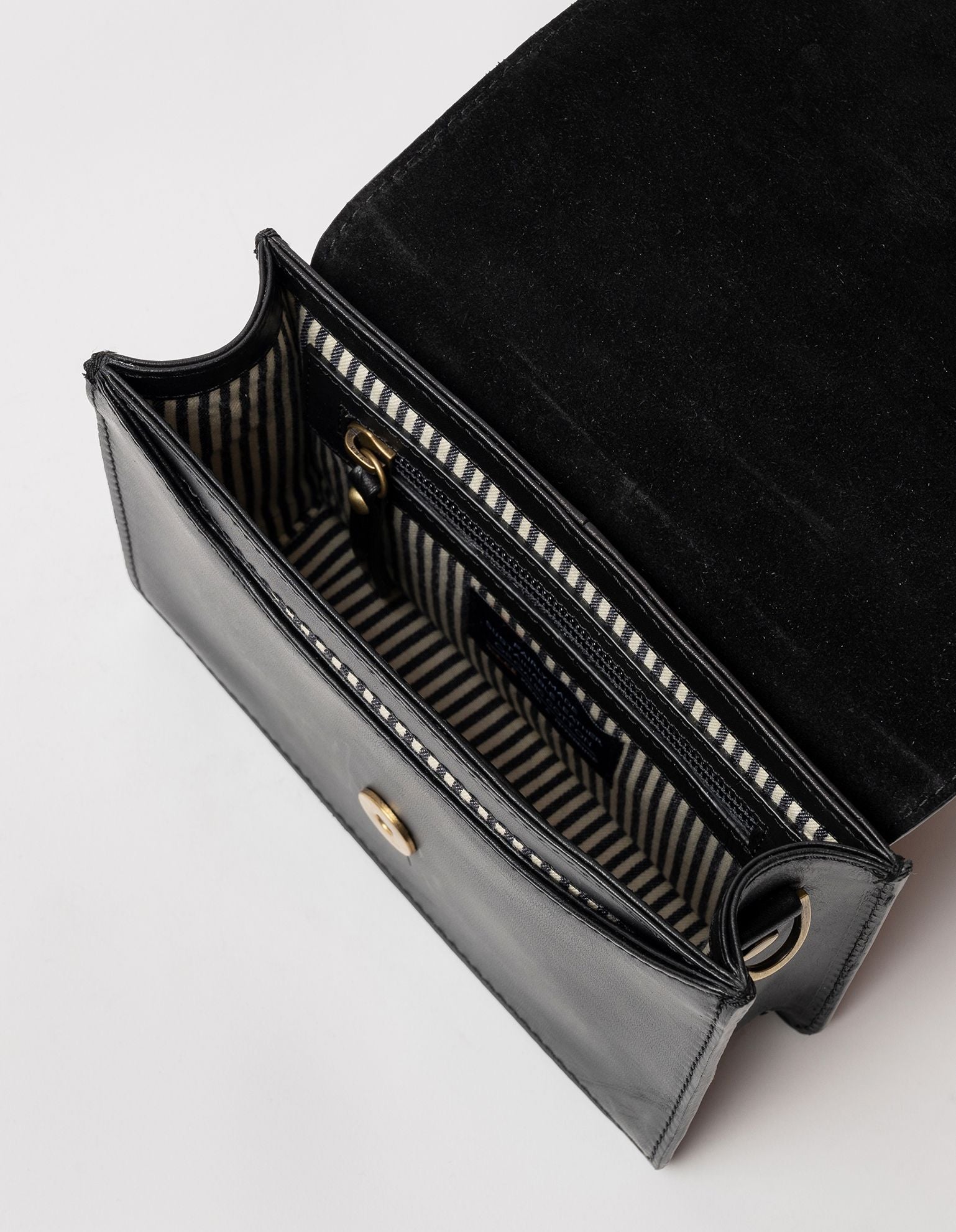 Audrey mini black classic leather - inside bag product image
