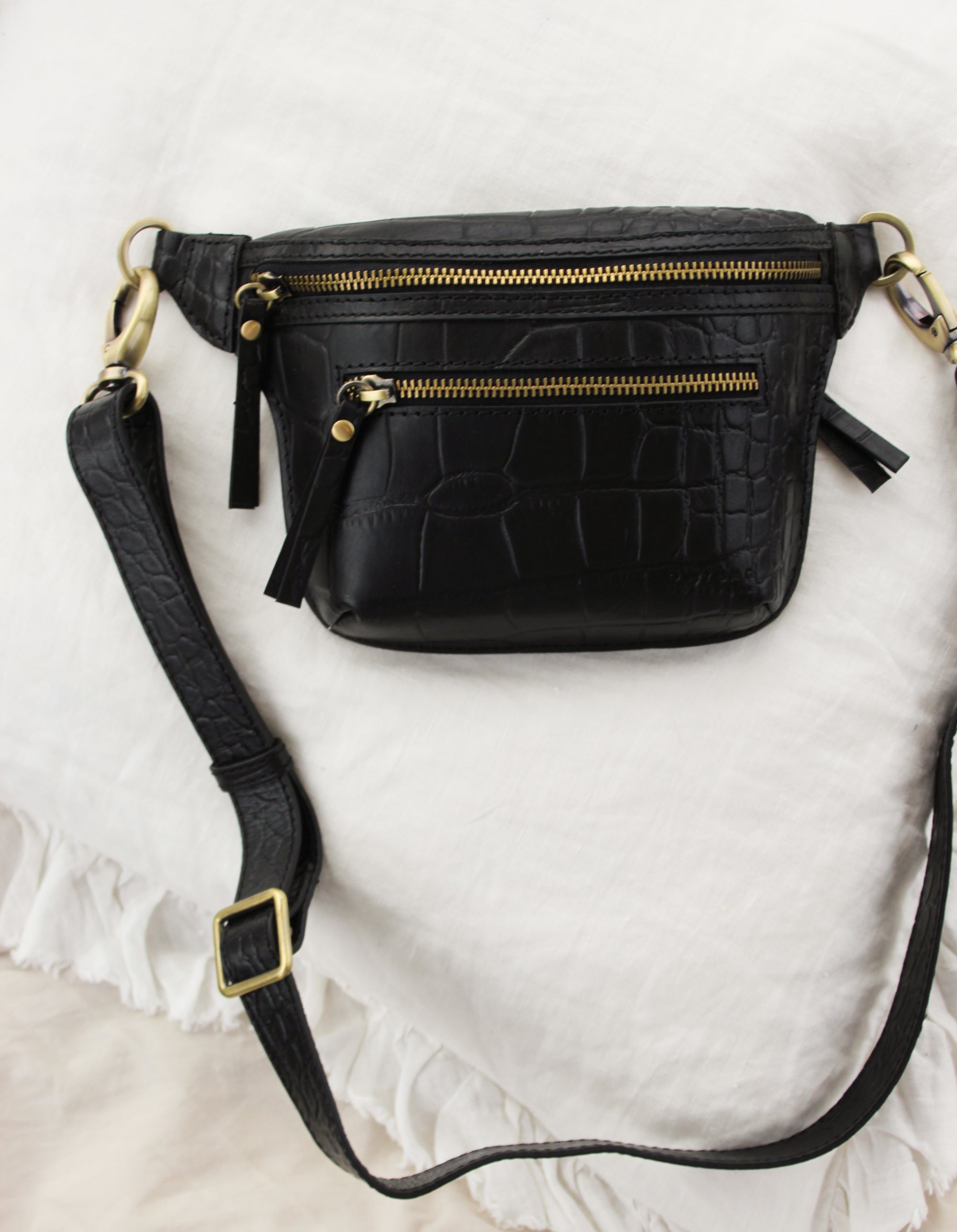 Beck s Bum Bag Black Classic Croco