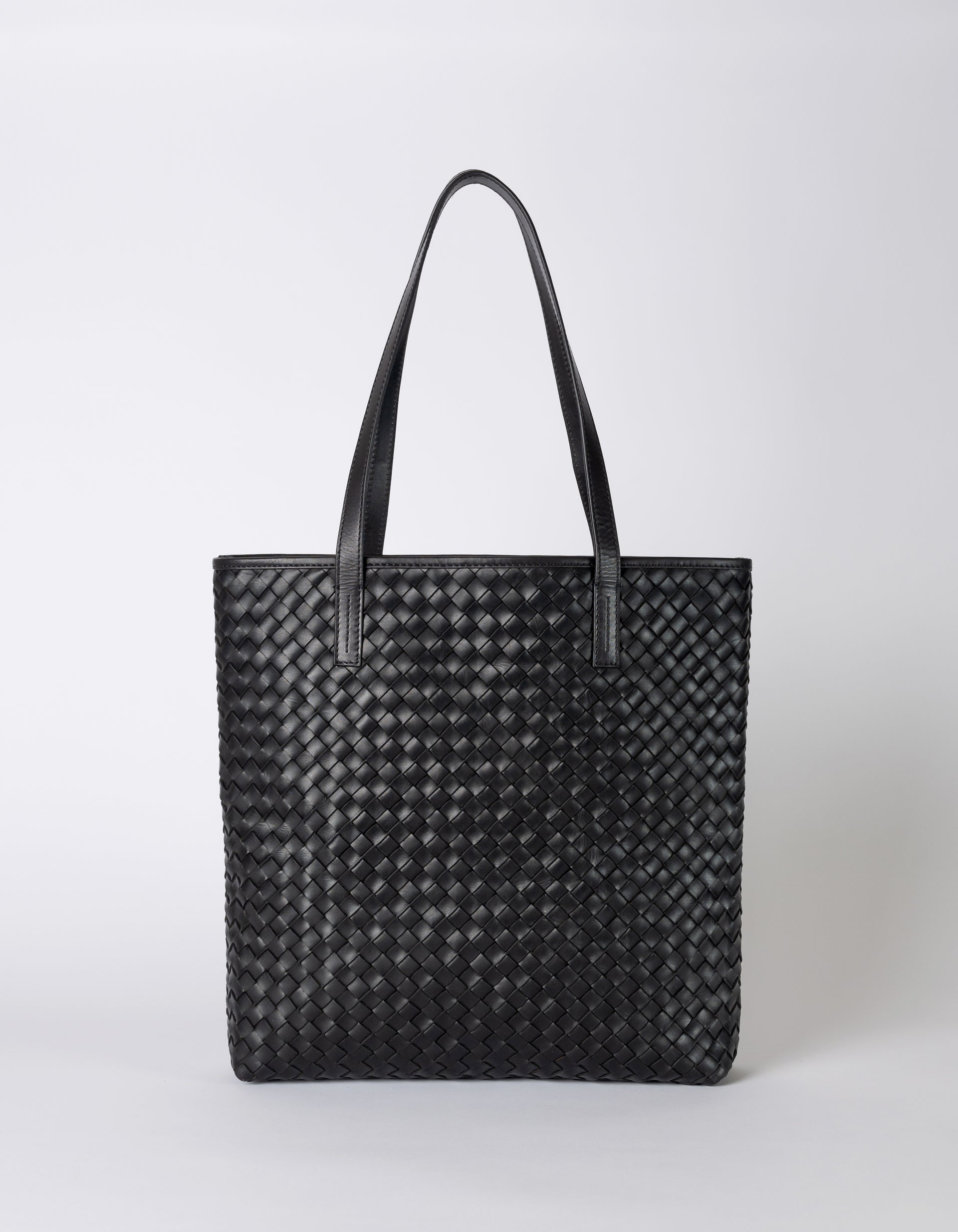 Georgia tote in black woven leather, back view