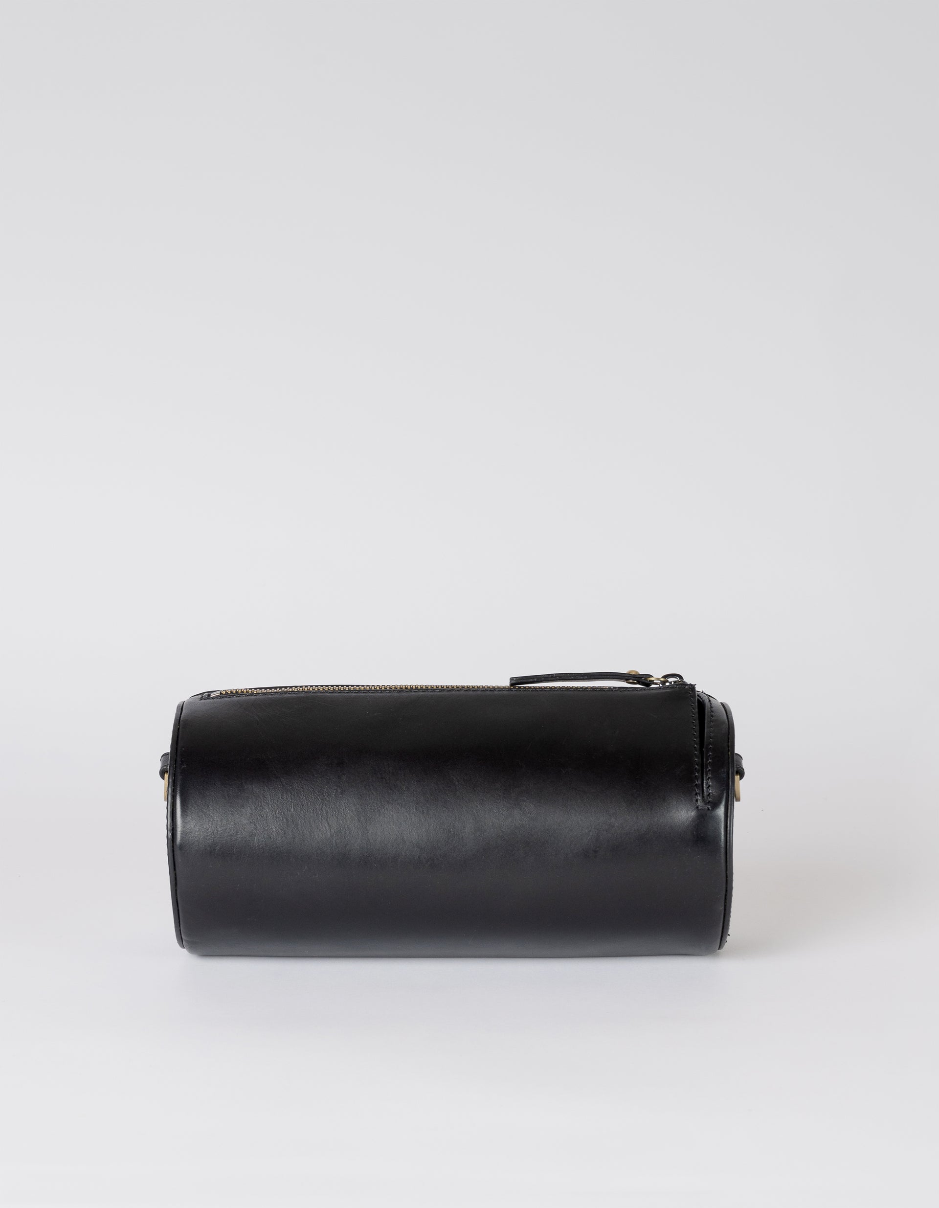 Izzy bag in black classic leather, back image