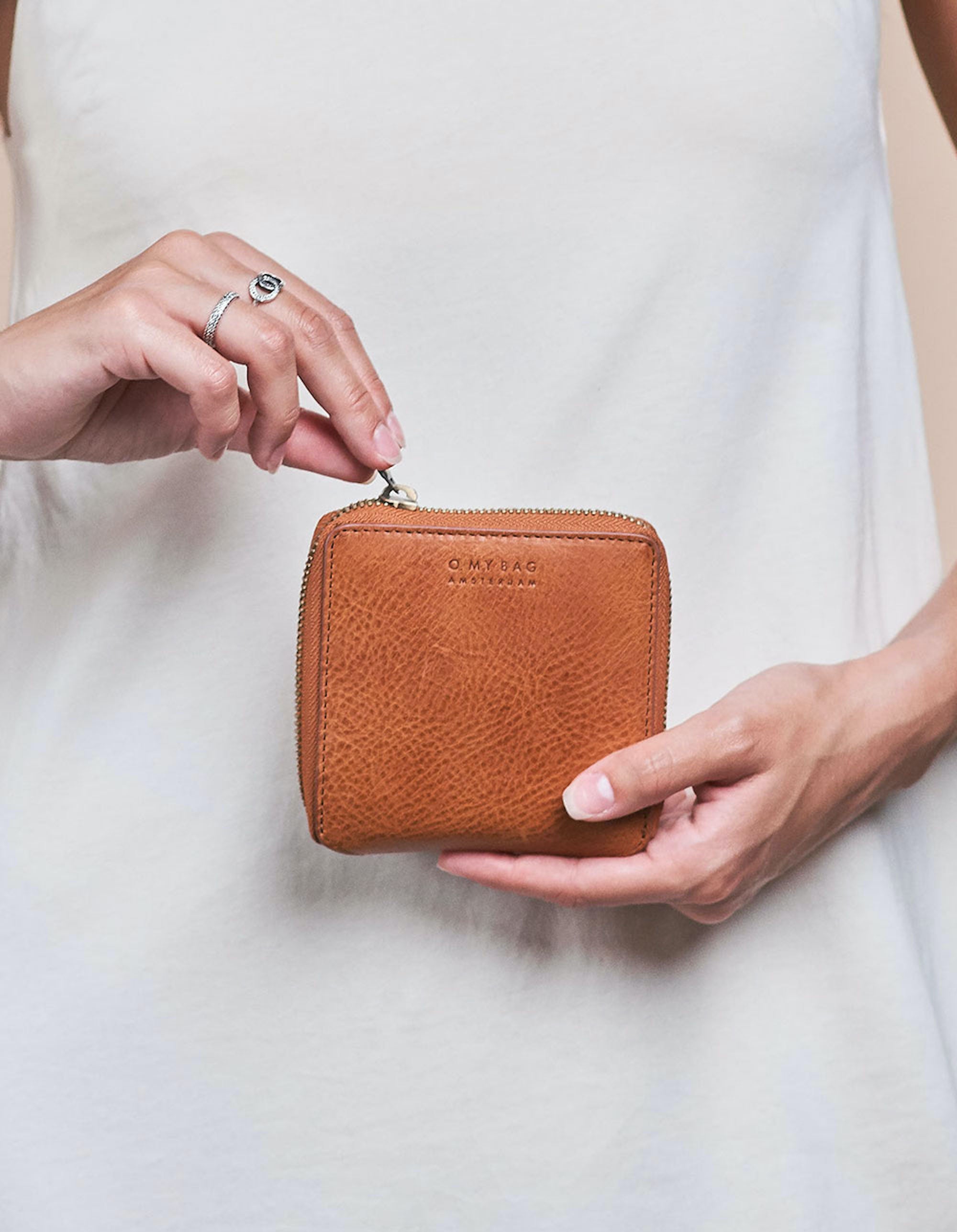 Sonny Square Wallet Cognac Stromboli Leather
