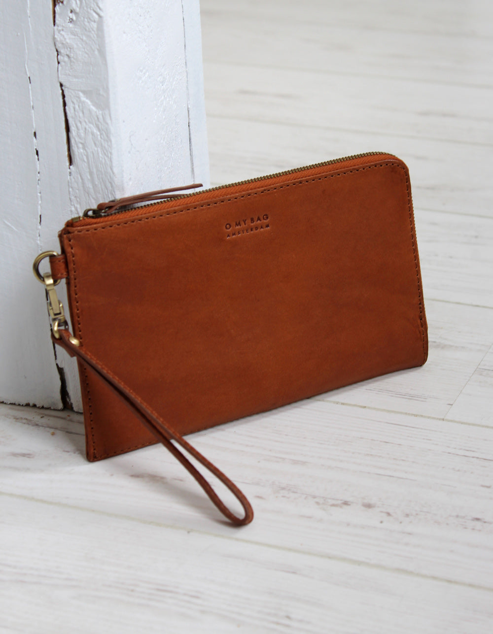 LAPIAS TRAVEL WALLET – Ideal & Co - Living Heritage*